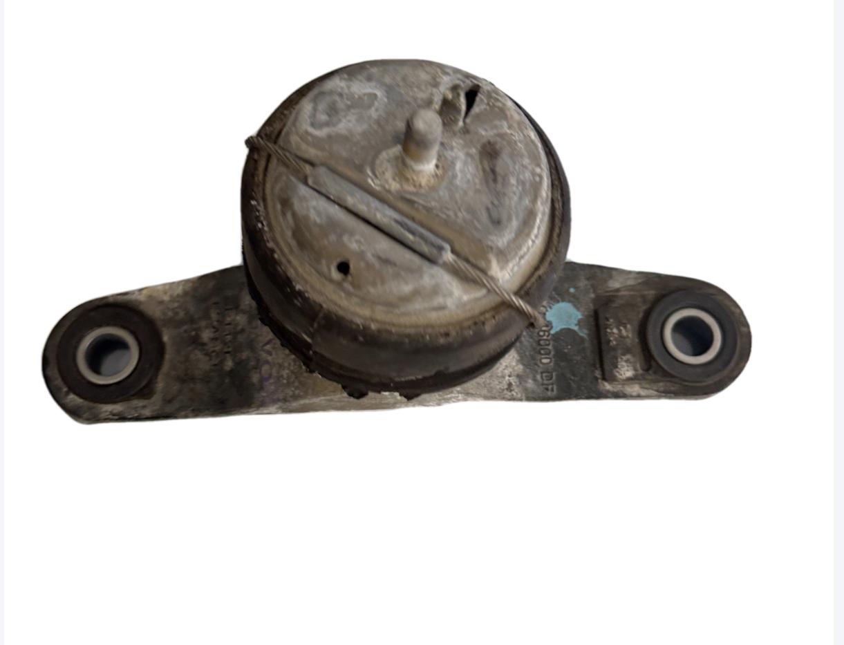 SOPORTE DE MOTOR V40 31359635 / 31460937