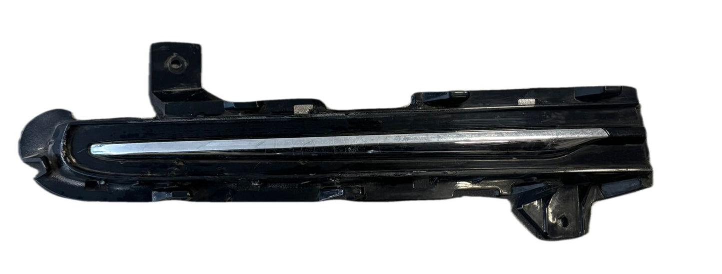 CUBIERTA PARACHOQUE DELANTERO V40 RH 31347043 - PCR AUTOMOTRIZ