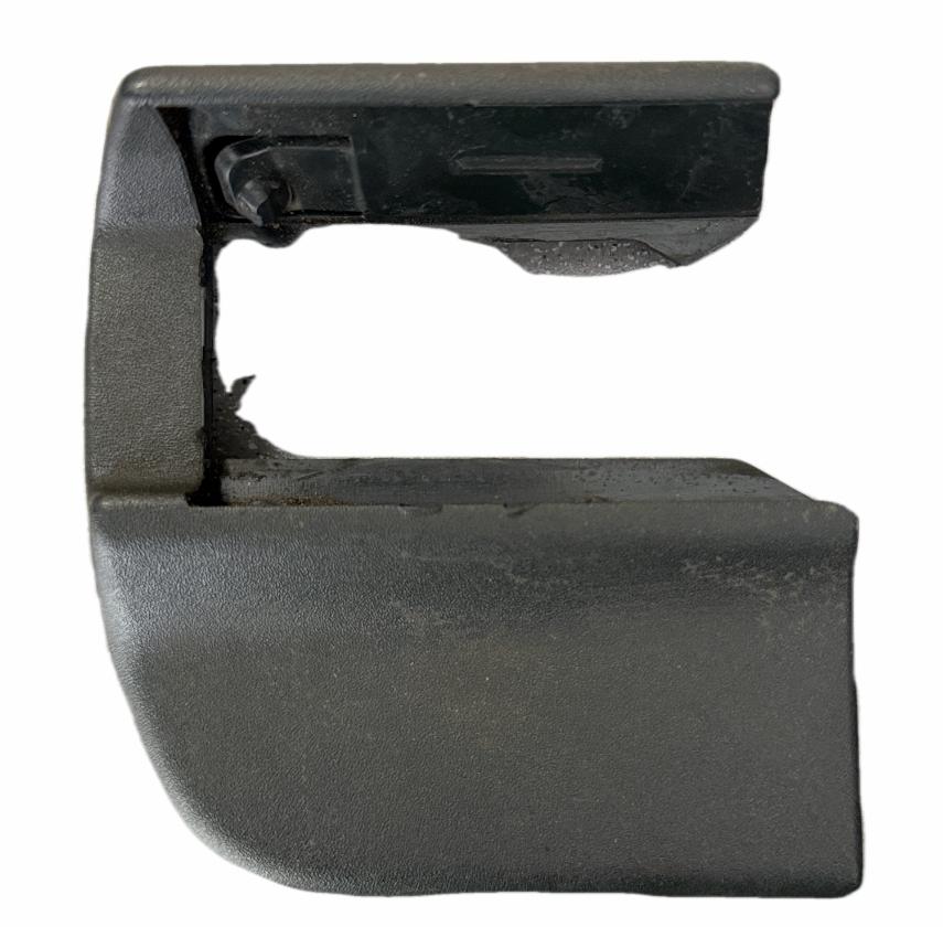CUBIERTA DE RIEL DE ASIENTO DELANTERO 08629853
