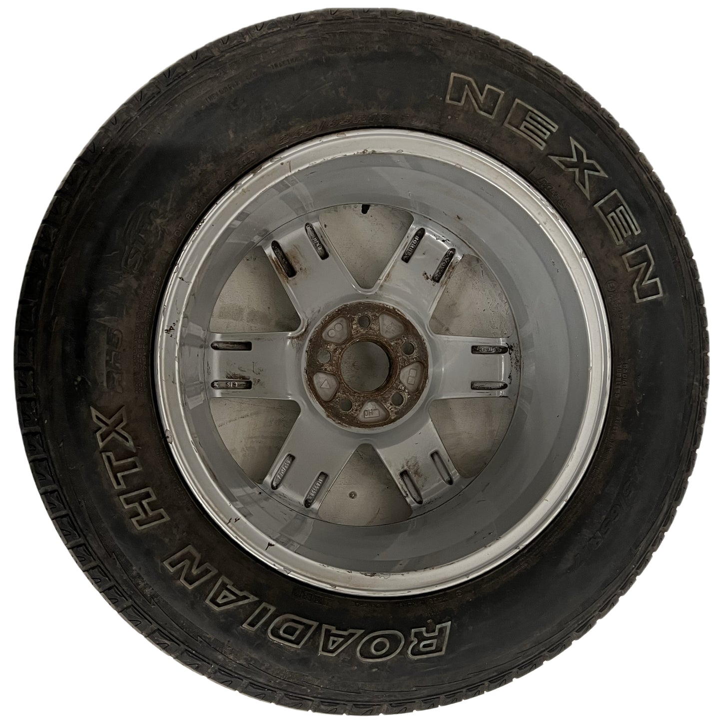 LLANTA VOLVO ARO 17. 8646831