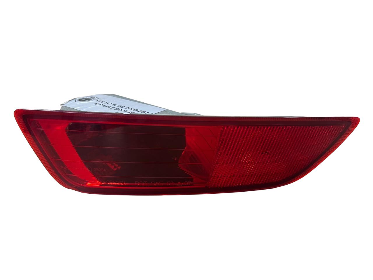 FOCO TRASERO VOLVO 89074901