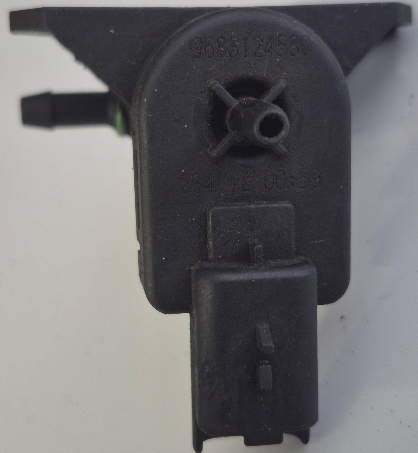 VALVULA DE VACIO 9688124580