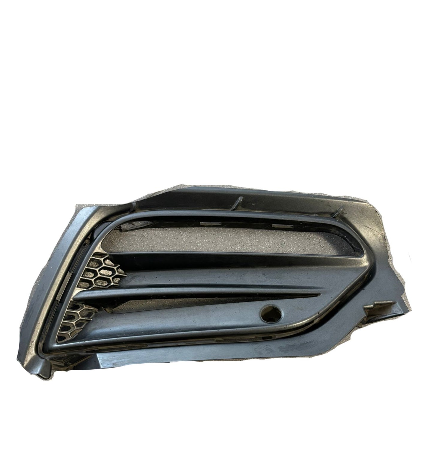 CUBIERTA NEBLINERO S60/V60 RH 31383153 - PCR AUTOMOTRIZ