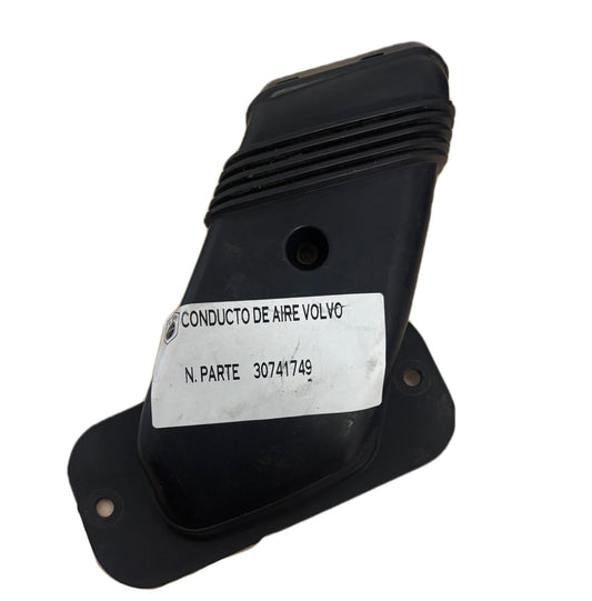 CONDUCTO DE AIRE VOLVO       30741749 - PCR AUTOMOTRIZ