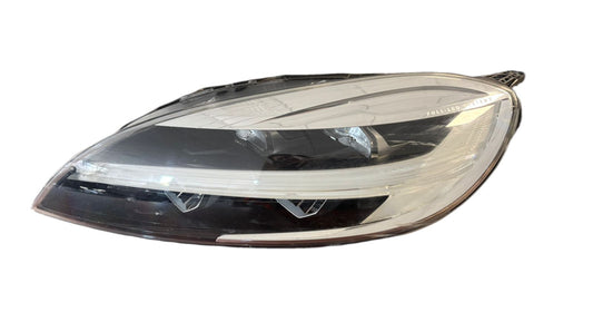 OPTICO VOLVO DELANTERO LH V40 / V40 CROSS  2014-2020 31677018 - PCR AUTOMOTRIZ