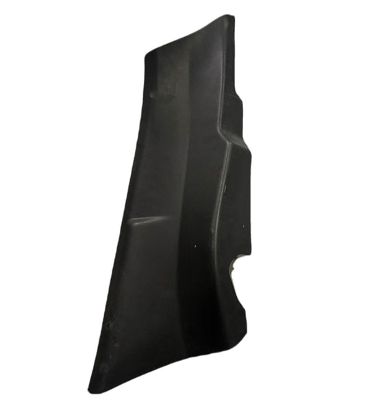 MOLDURA DE PILAR TRASERO V40 RH 3130530 - PCR AUTOMOTRIZ