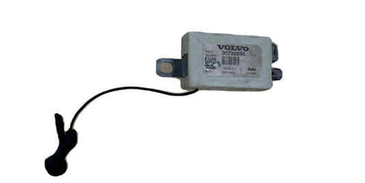 amplificador de antena VOLVO 30732030 - PCR AUTOMOTRIZ