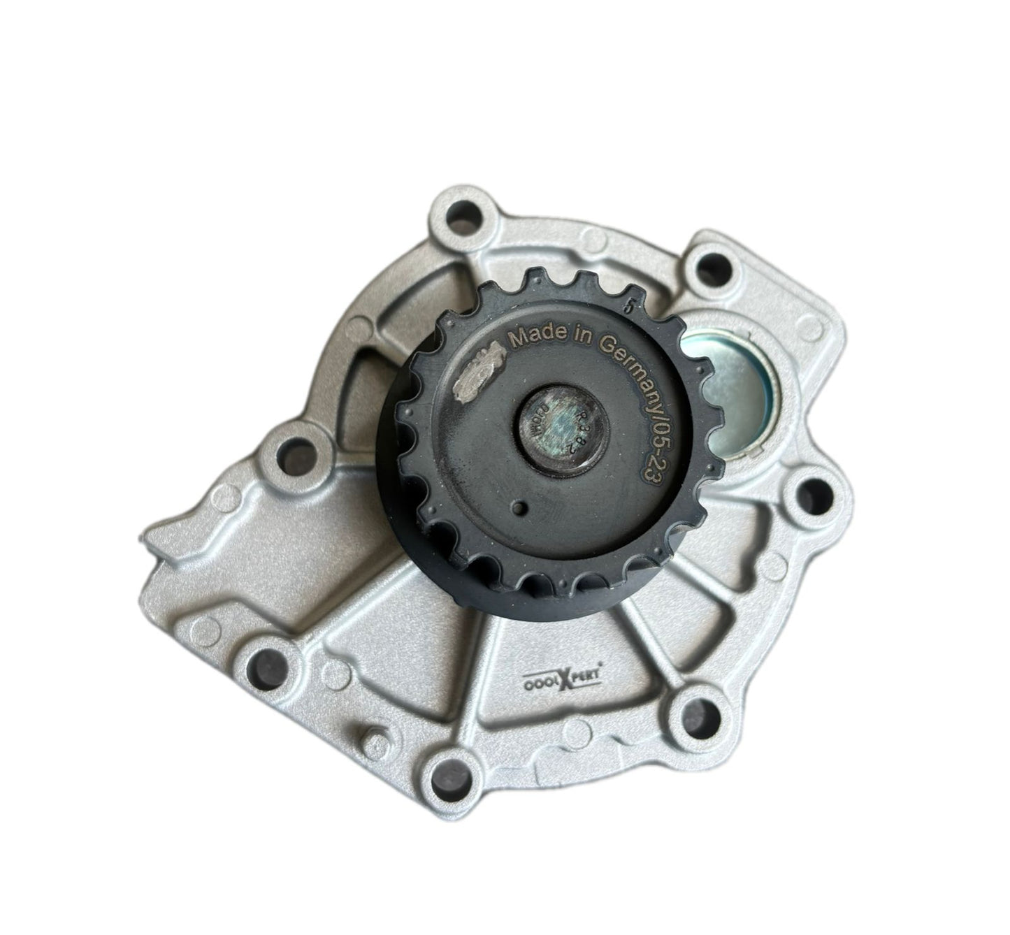 BOMBA DE AGUA VOLVO D5 XC60 XC70 S80 V70 XC90 C30 - PCR AUTOMOTRIZ