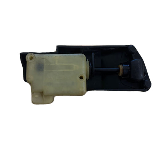 CHAPA DE LA PUERTA DEL DEPOSITO DE COMBUSTIBLE XC70  9483311 - PCR AUTOMOTRIZ