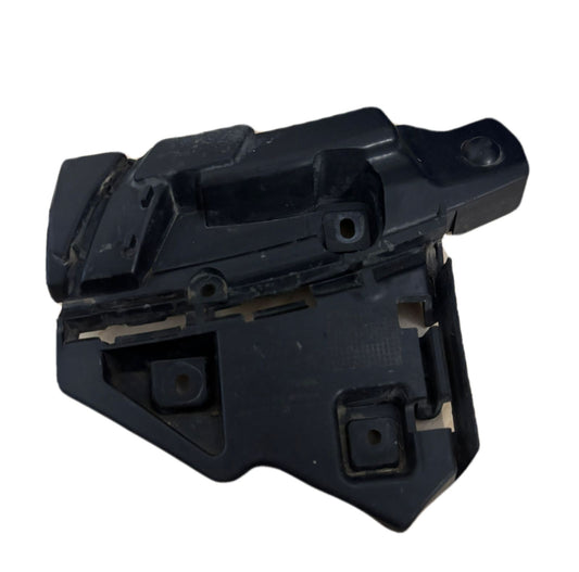 SOPORTE DE PARACHOQUES C30 RH DELANTERO 31214885 - PCR AUTOMOTRIZ