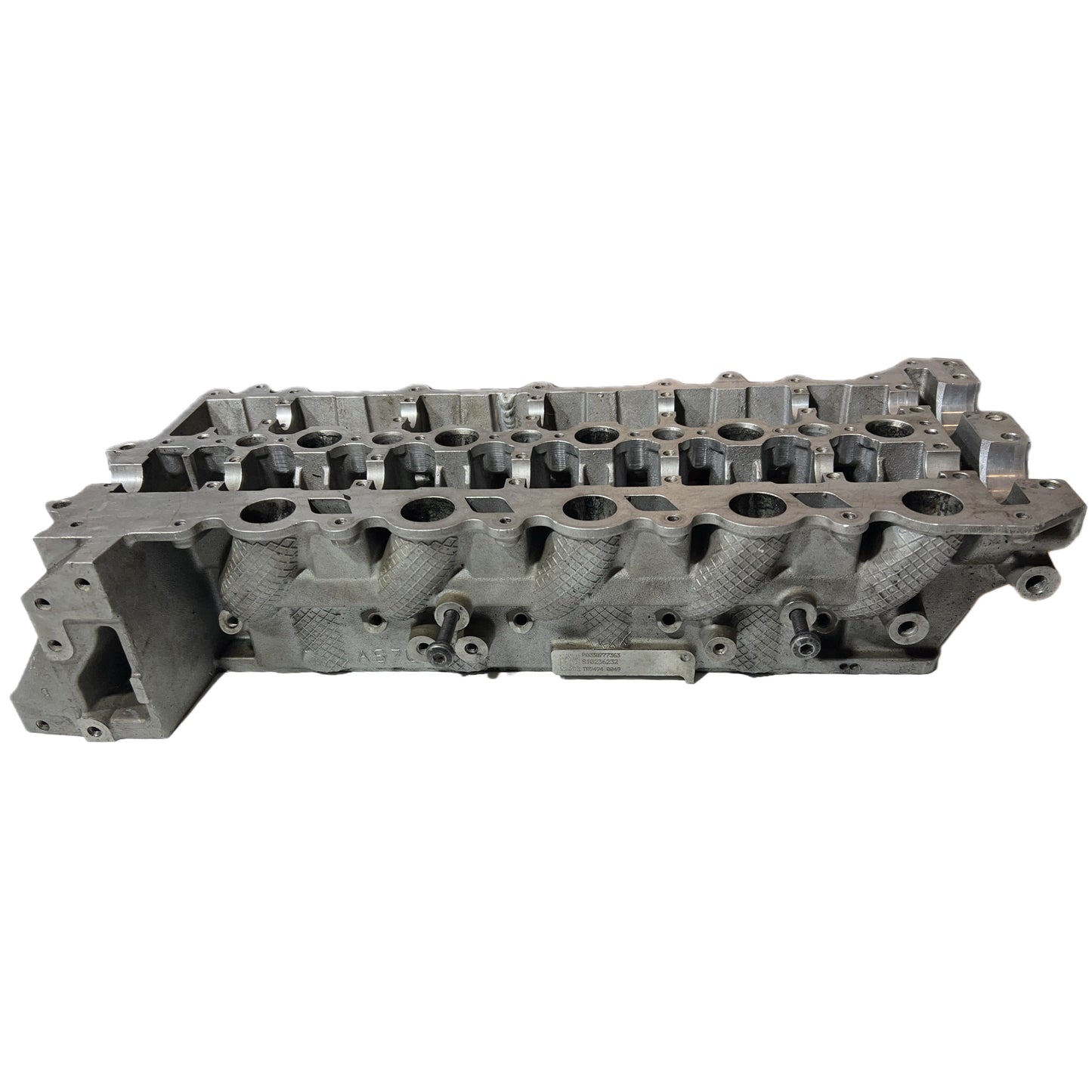CULATA VOLVO 30777365 - PCR AUTOMOTRIZ