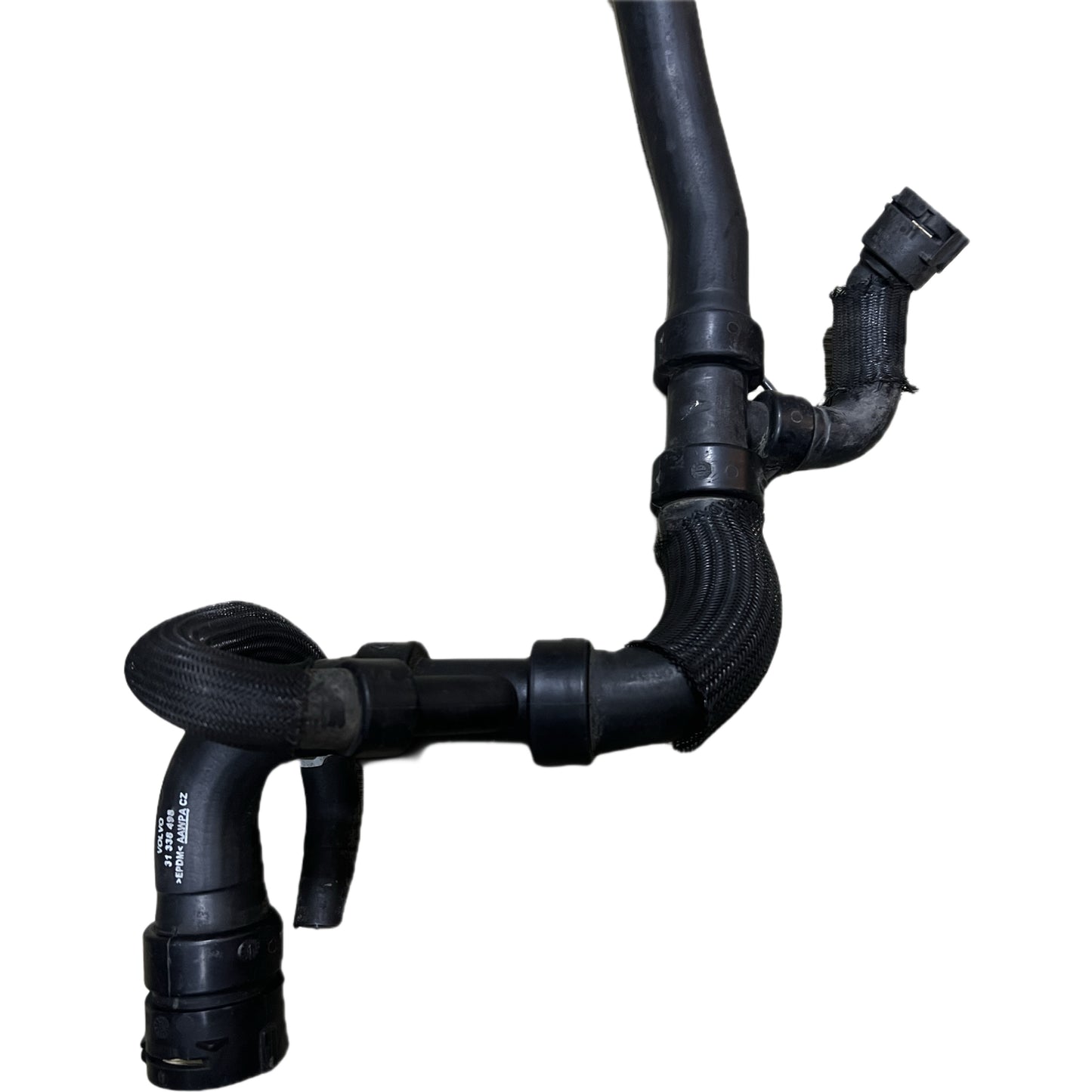 MANGUERA DE REFRIGERACION VOLVO 31338498