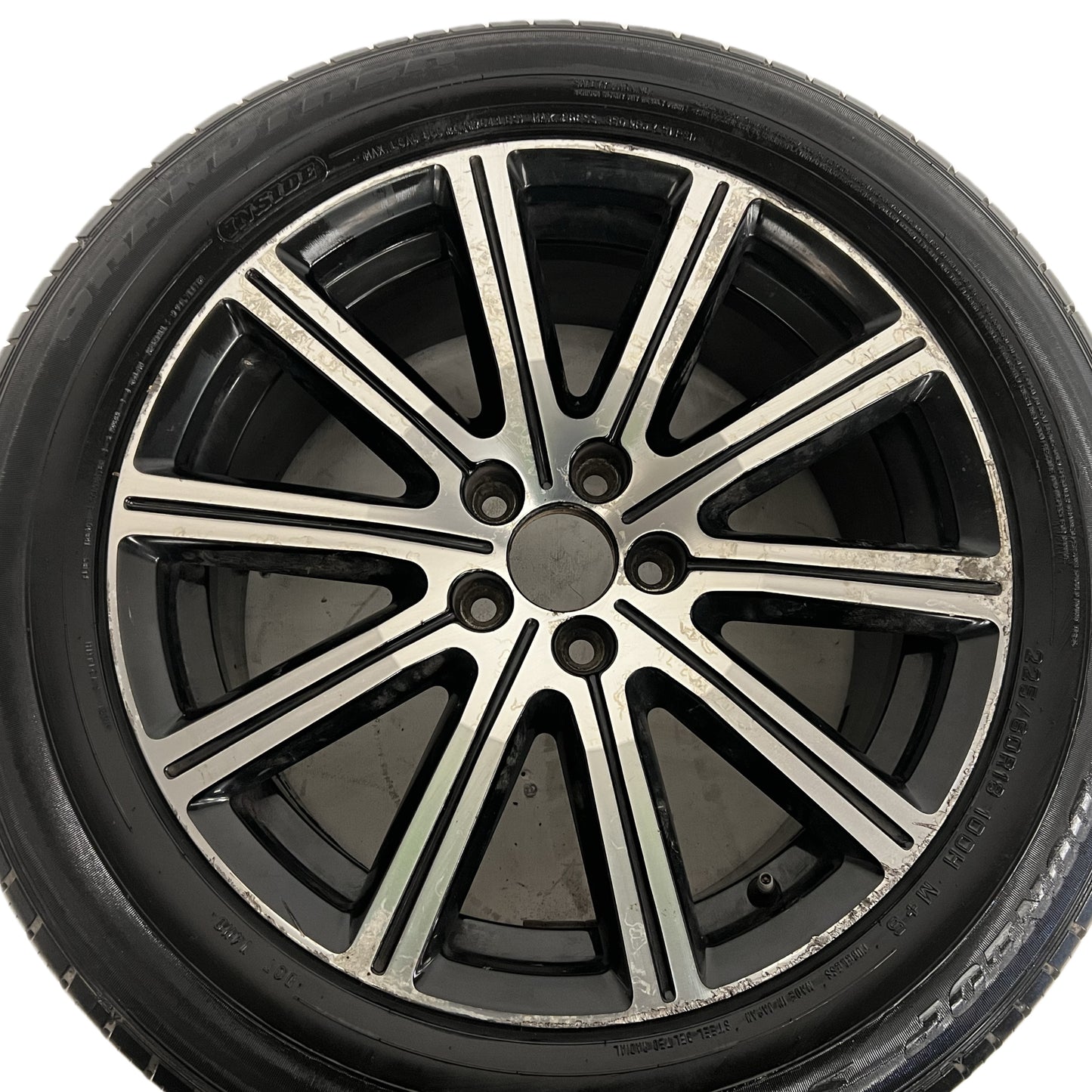 LLANTA VOLVO ARO 18.  31400830