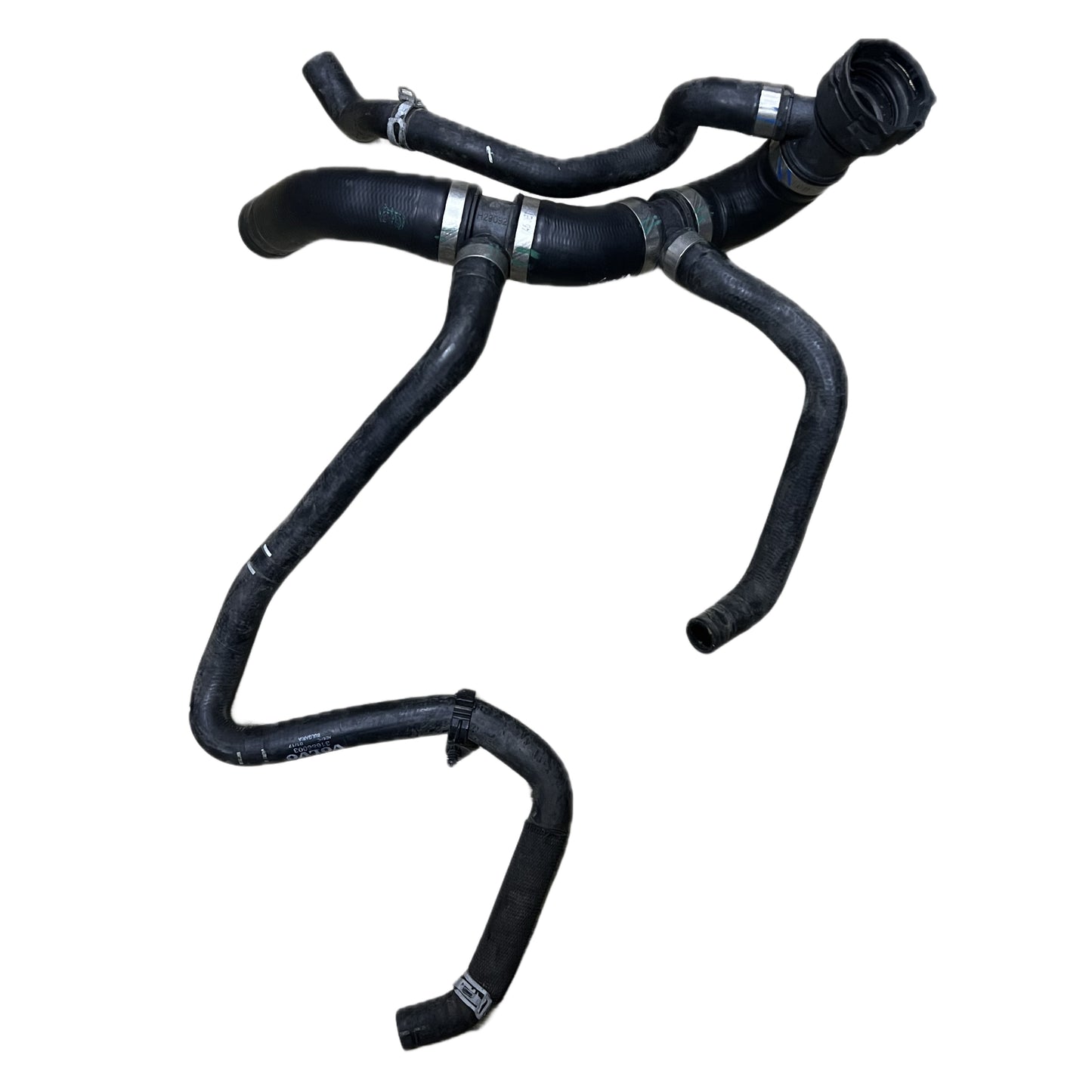 MANGUERA DE REFRIGERACION VOLVO 31686003