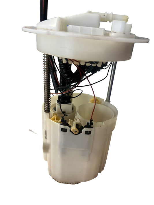 Bomba de Combustible Volvo OEM  6N51-9H307-GC Usada