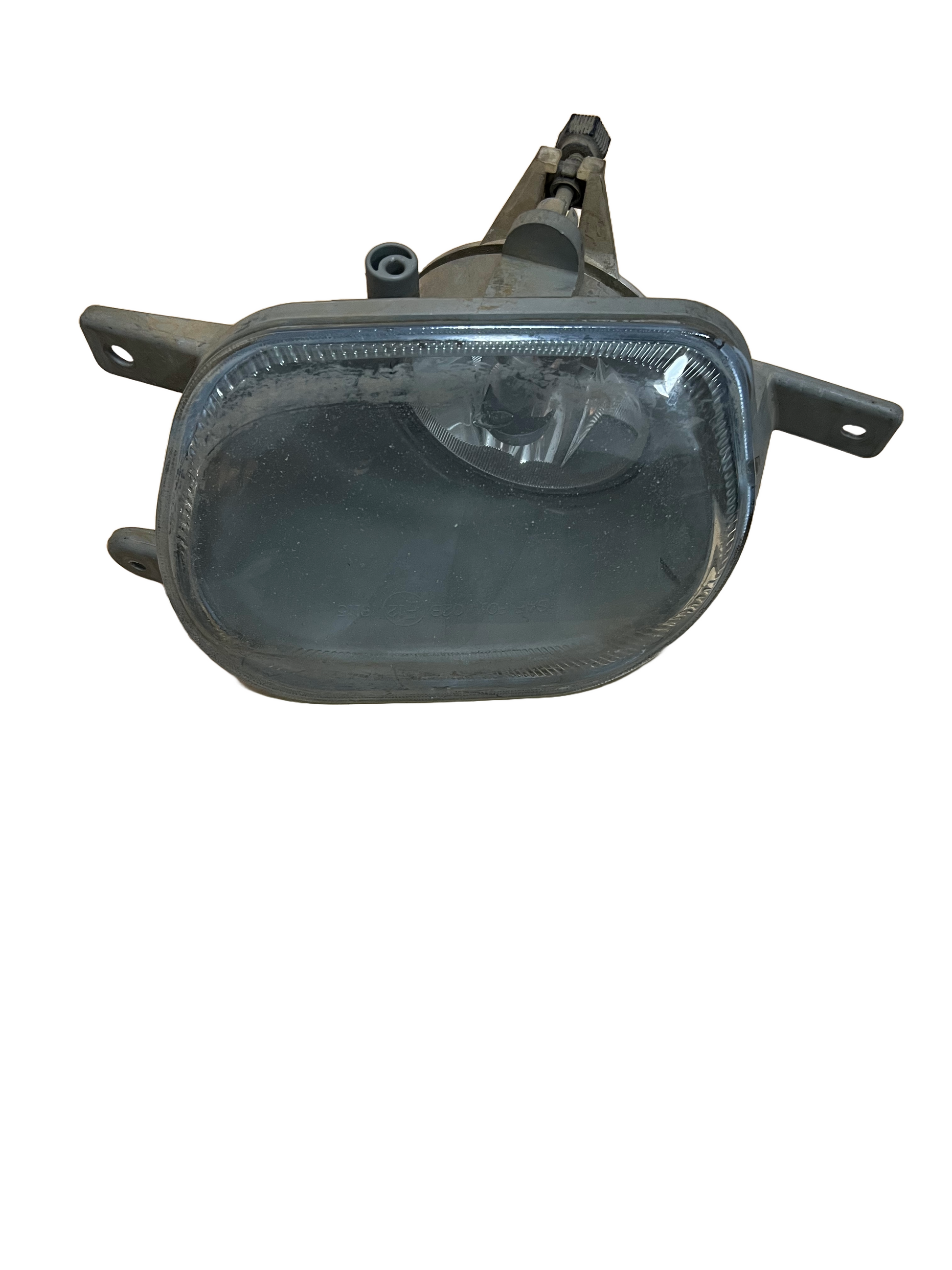 NEBLINERO VOLVO RH 8693796 E19 - PCR AUTOMOTRIZ