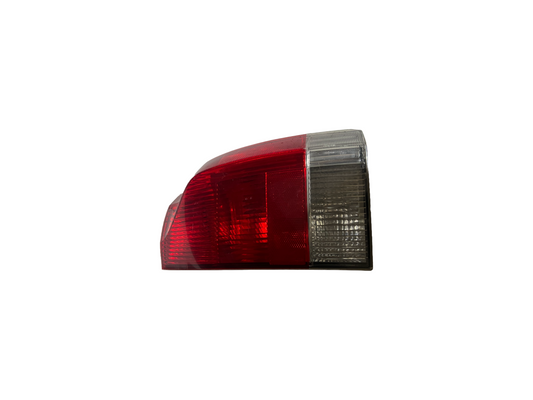 FOCO TRASERO VOLVO 9154478