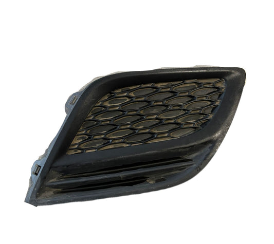 CUBIERTA NEBLINERO XC60 LH 31290657 - PCR AUTOMOTRIZ