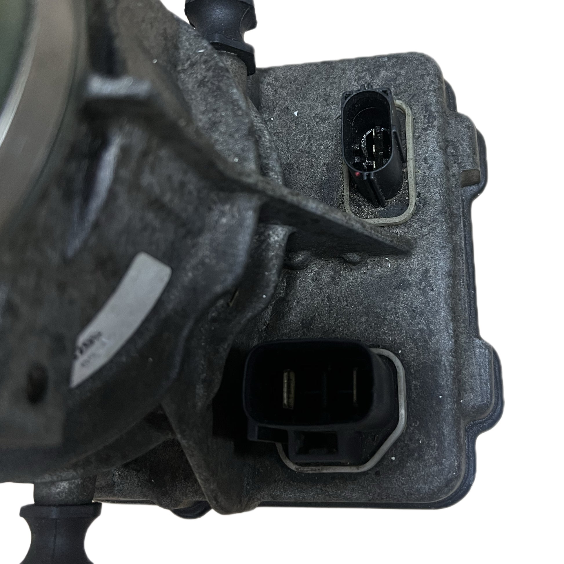 Bomba dirección asistida eléctrica Volvo OEM 31329251 reciclada – conectores