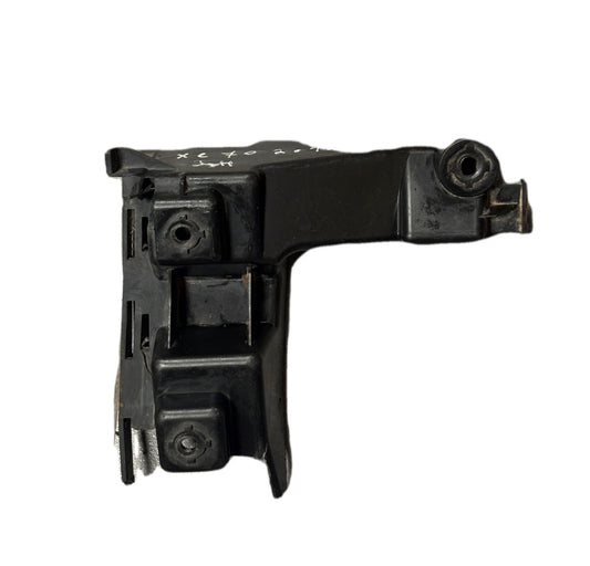 SOPORTE DE PARACHOQUES V70/XC70 RH TRASERO 30678651 - PCR AUTOMOTRIZ