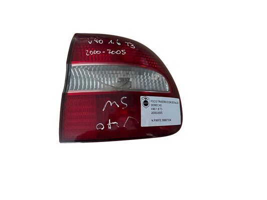FOCO  DERECHO  VOLVO  V40 1.6 T3  2000-2005  30887334