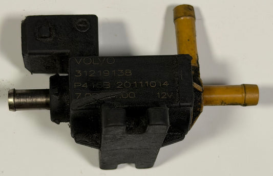 VÁLVULA DE SOLENOIDE 31219138 - PCR AUTOMOTRIZ