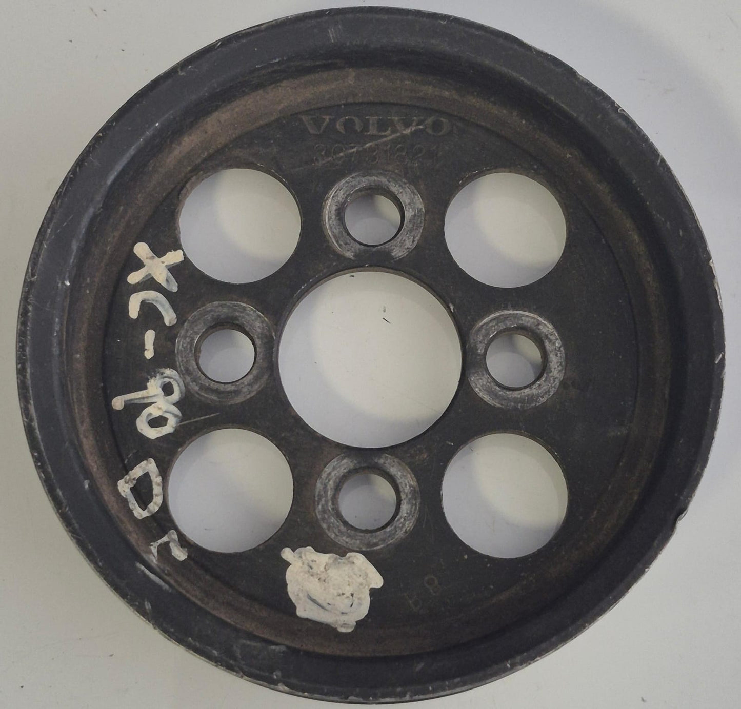 POLEA DE BOMBA DE DIRECCIÒN 30731821 - PCR AUTOMOTRIZ