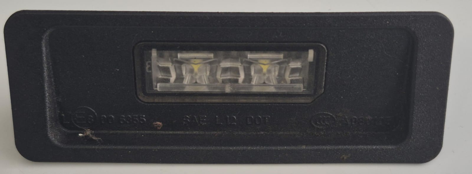 LUZ PATENTE   31352526 - PCR AUTOMOTRIZ