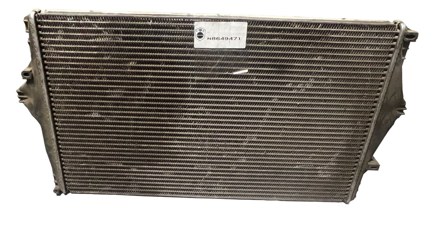 INTERCOOLER VOLVO 8649471