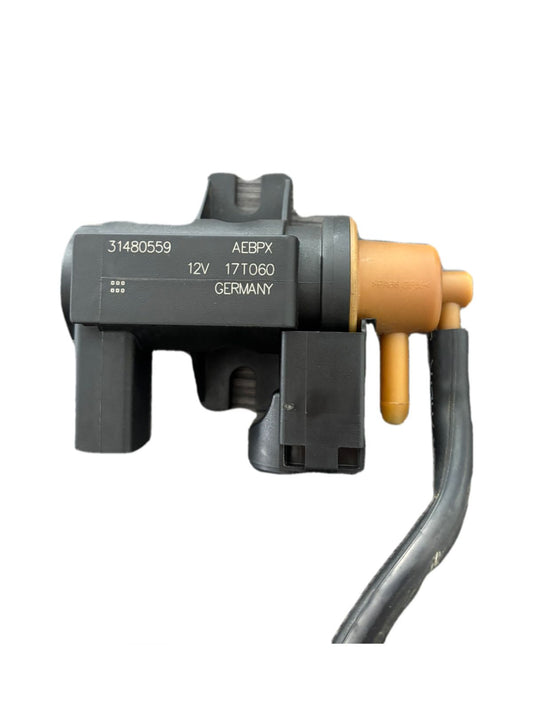 VALVULA DE SOLENOIDE  VOLVO 31480559 - PCR AUTOMOTRIZ