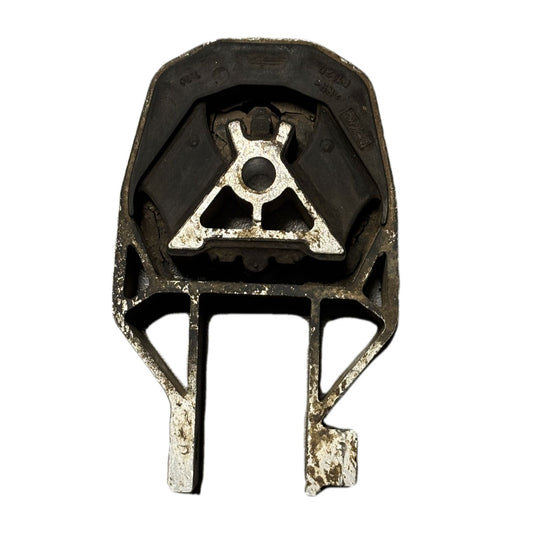 SOPORTE DE MOTOR AV616P082AB - PCR AUTOMOTRIZ