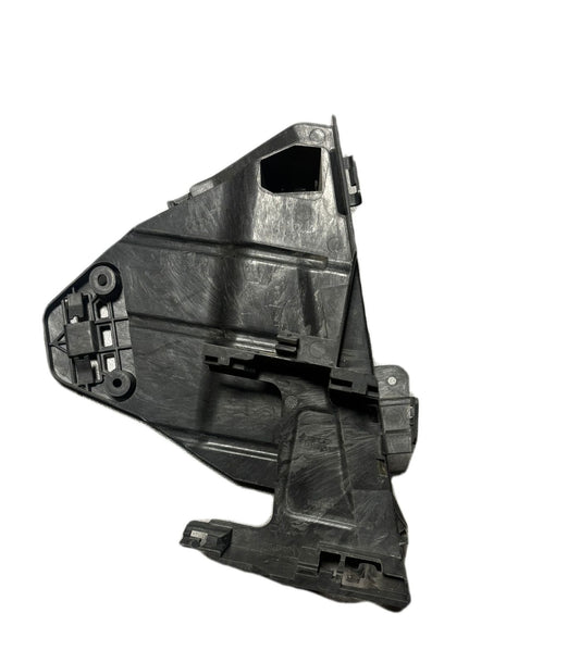 SOPORTE MONTAJE DE PUERTA RH 31276220 - PCR AUTOMOTRIZ