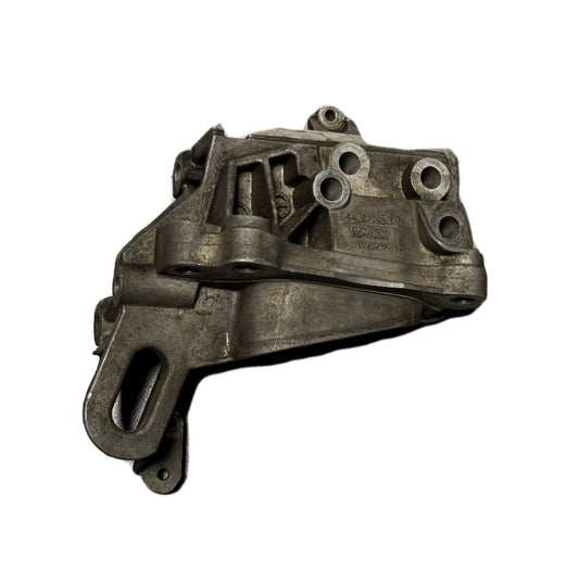SOPORTE DE MOTOR VOLVO BM5G-6F001 EA - PCR AUTOMOTRIZ