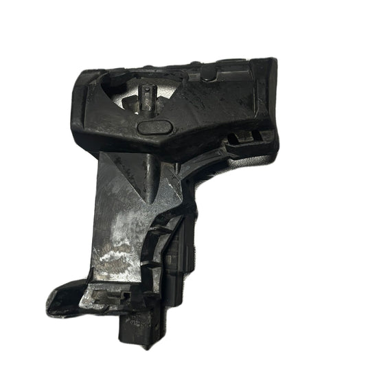 GUIA DE PARACHOQUE LH DELANTERO 30763419 - PCR AUTOMOTRIZ